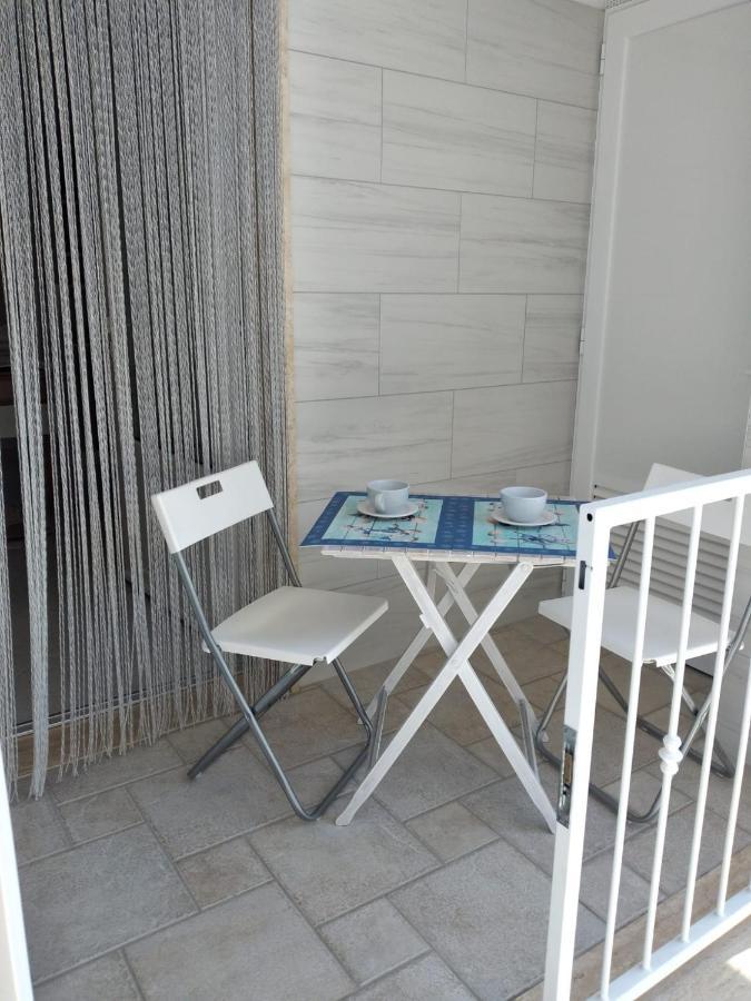 White House Villa Torre Canne Exterior photo